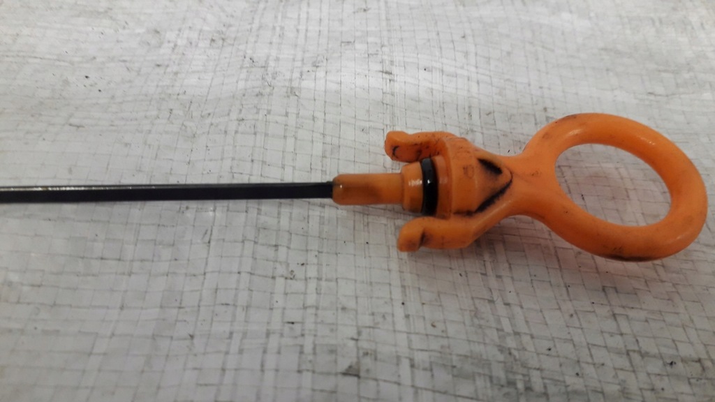 фото №14, Щуп щуп масла vw golf iv 030115636a