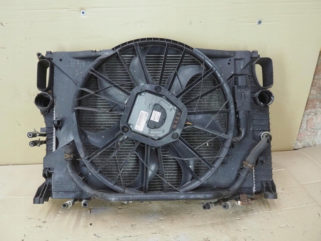 фото №1, Mercedes w211 w219 3.0 cdi v6 радиатор комплект