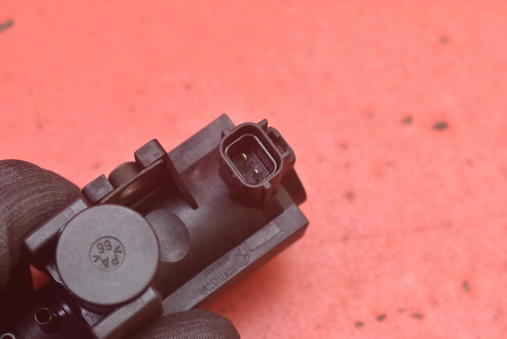 Клапан вакуумa 25819-0r011 toyota avensis t25 2.2 d-4d 148 km 06-09 Доставка