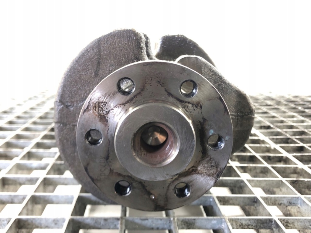 Wał коленчатый ford focus 3 1.5 120km xwda с Разборки