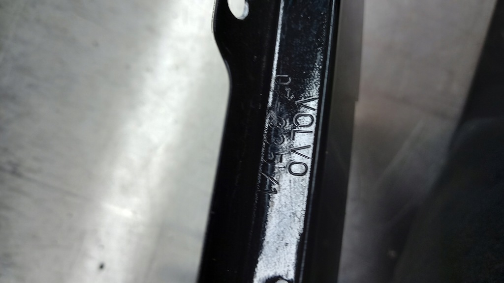 фото №6, Молдинг дверь левый задняя volvo xc70 ii v70 iii 08-16r