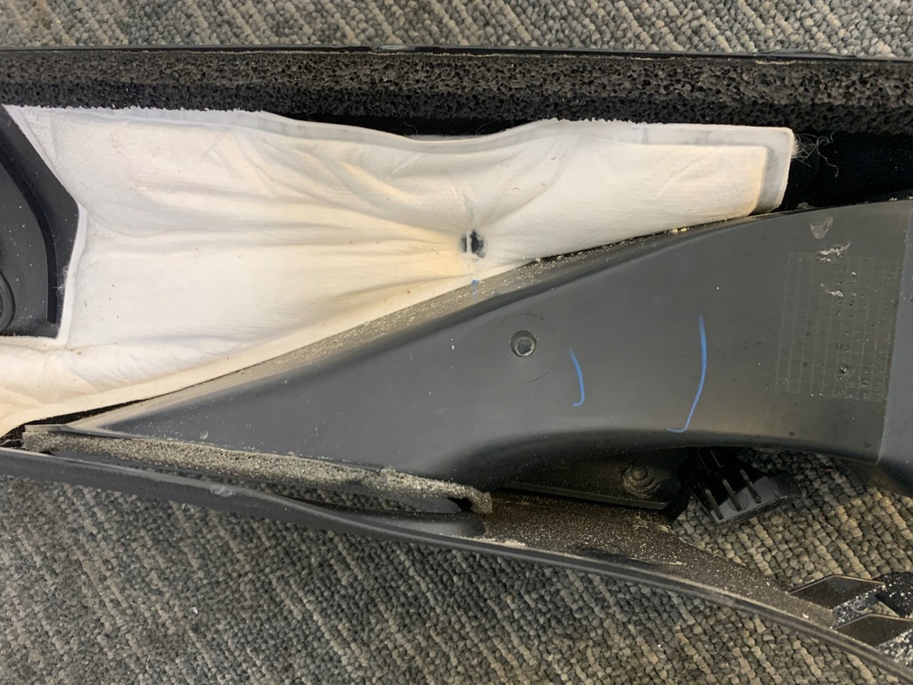 фото №13, Ford mustang mach-e rwd 21r захист обшивка оббивка чорна стійка a права