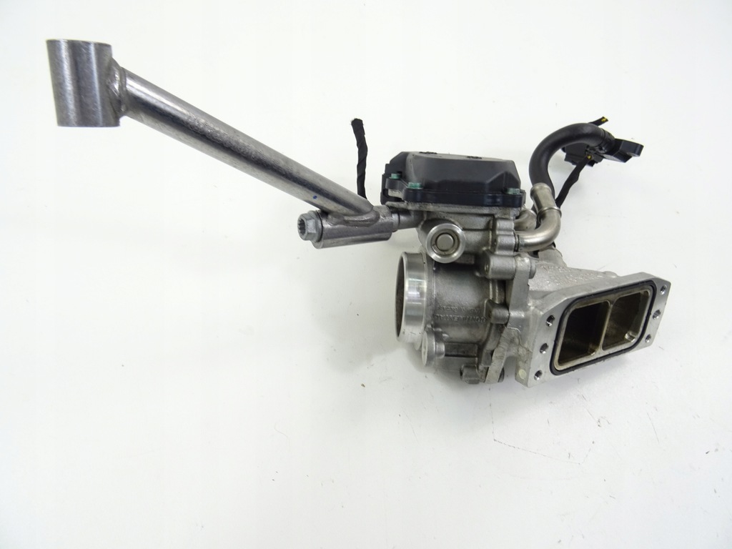 фото №9, Skoda karoq 1.6 tdi дросельна заслінка корпус 04l128687e 04l128059t 04l128063t