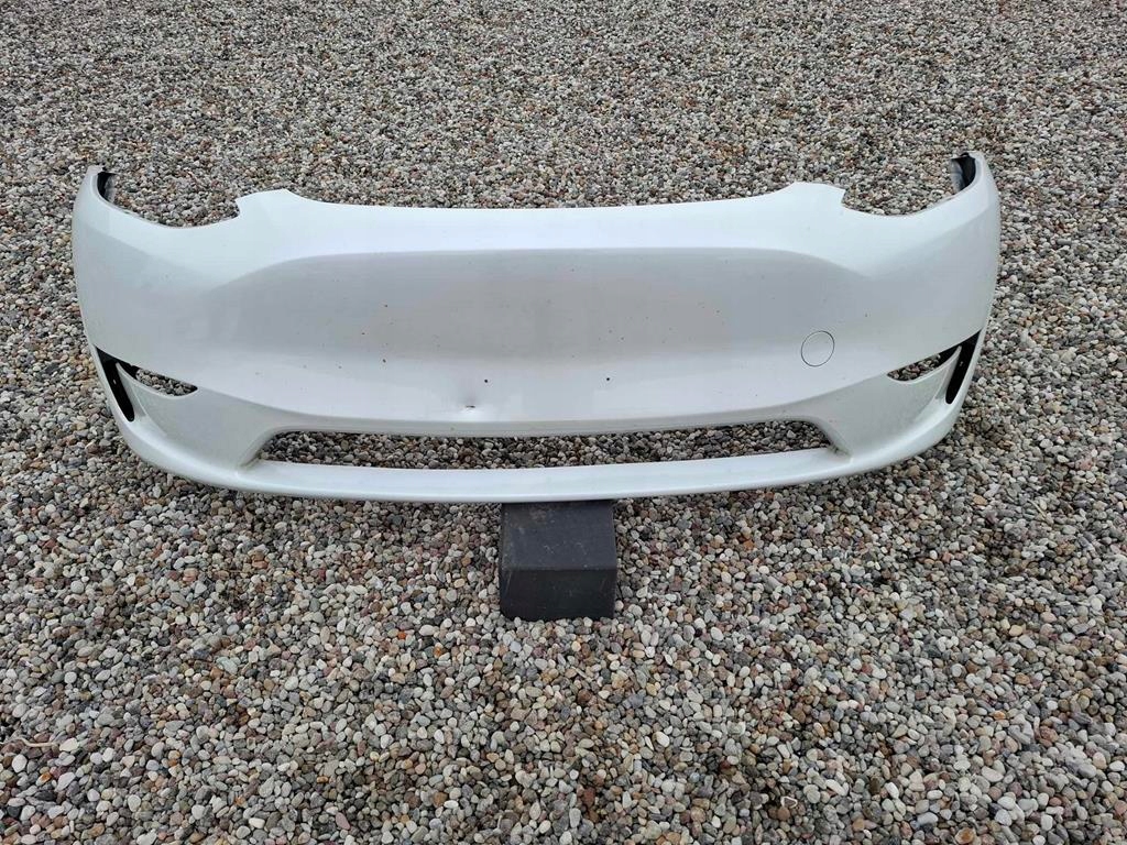 Купити Бампер передній перед tesla y 2020-2022 pdc