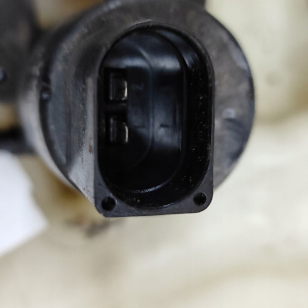 фото №7, Audi q7 4l 2007 бак жидкость do омывателя стекло передней / лобовое