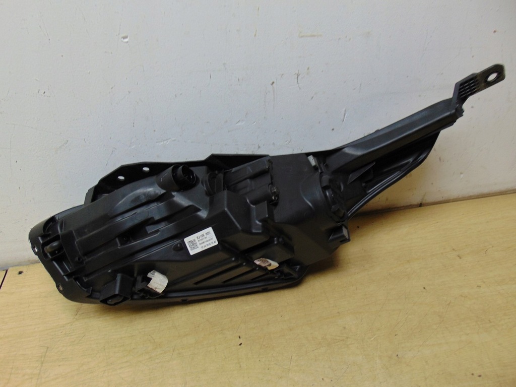 фото №12, Лампа правая перед kia ceed iii 92102j7100 europa