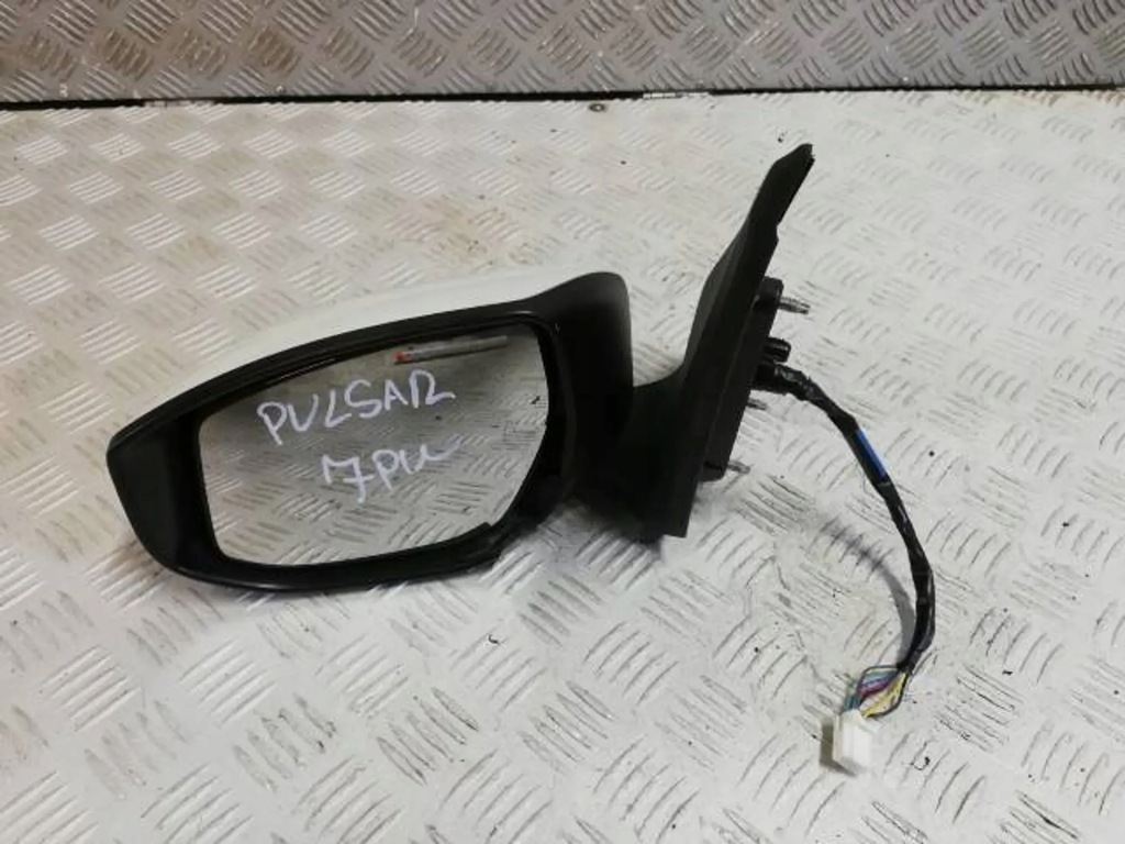 фото №1, Nissan pulsar зеркало левая 7 pin qm1