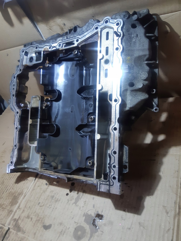 фото №6, Audi q5 8r 3.2 fsi верхній піддон масляна 06e103603p