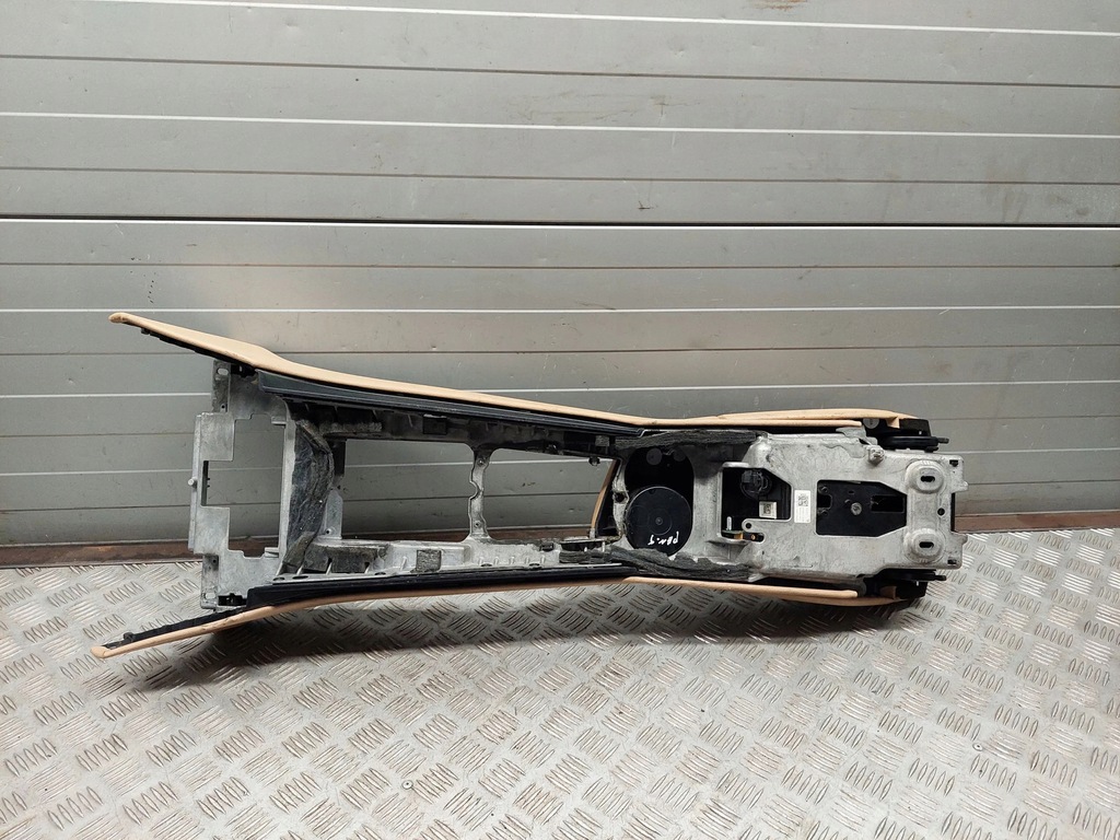 фото №9, Porsche panamera 970 2012 середина подлокотник туннель среднего