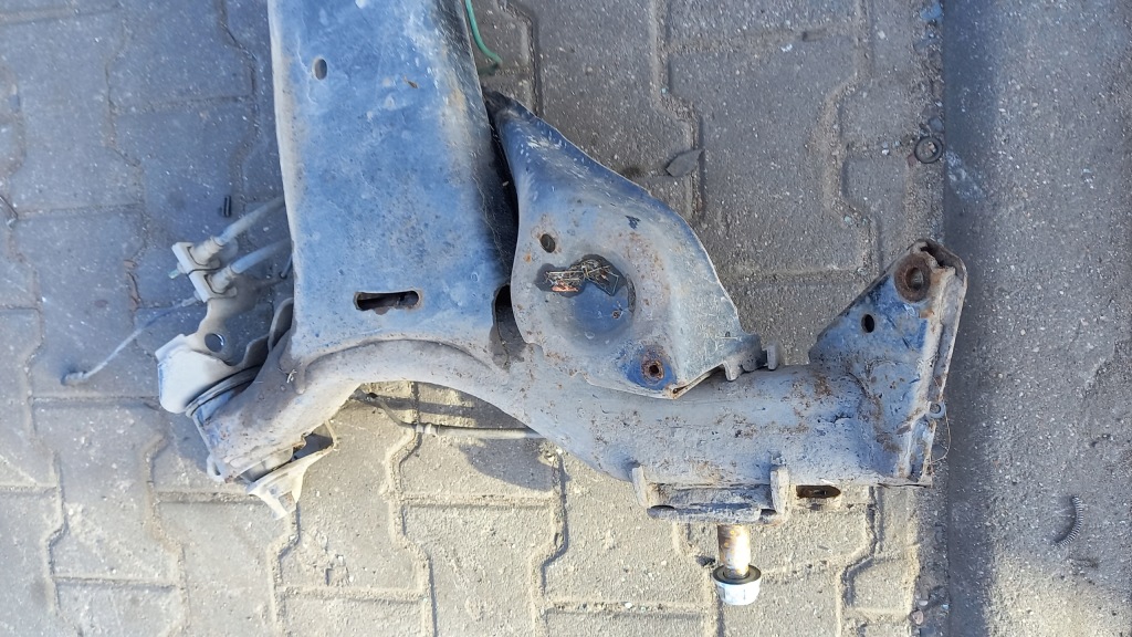 фото №2, Балка подвеска задняя renault megane kombi 04r