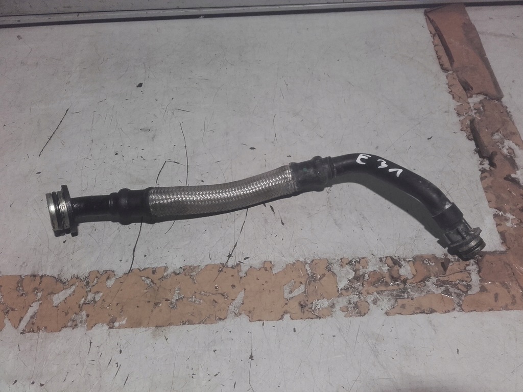 фото №1, Bmw 8 e31 шланг оливи 840 4.0