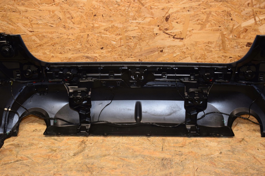 фото №16, Бампер задня kompletny 4 pdc+ślizgi+ балка bmw 1 f40 m-pakiet 21r stormbay