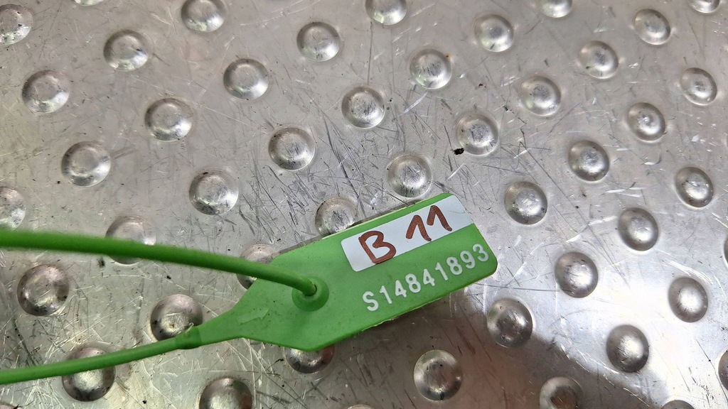 фото №9, Механизм моторчик дворник перед 7193036 bmw 1 e81 lift e87 europa