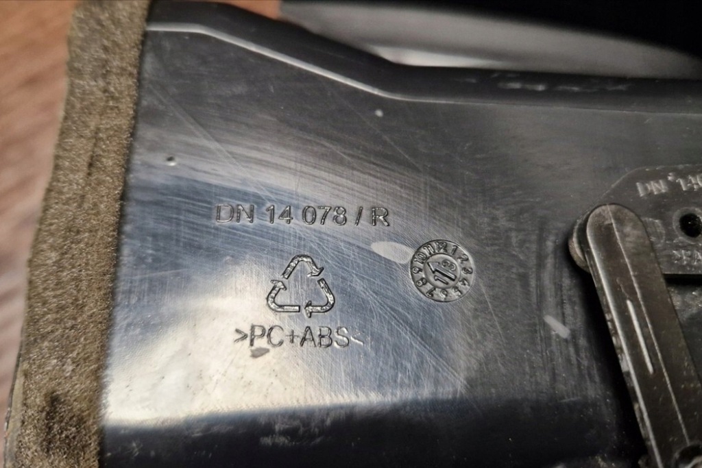 фото №10, Воздуховоды панели приборной панели vw crafter 30-50 фургон 2e_ a9068301654 2.0l