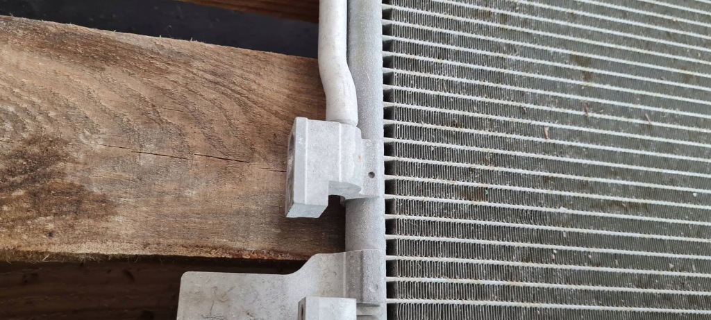 Q3 83a радиатор кондиционера оригинал  5q0816411ar vw tiguan Киев