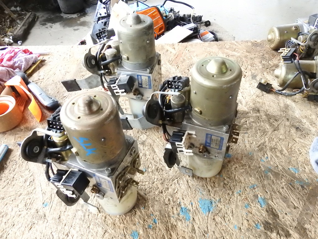 фото №1, Mercedes slk r170 насос крыша a1708000030