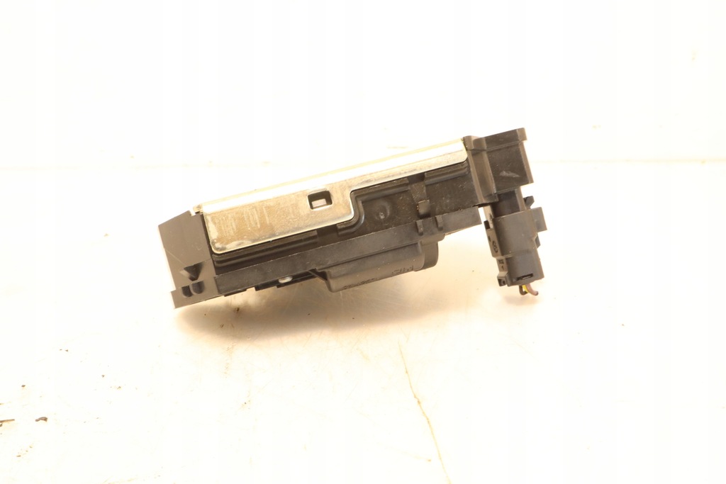 фото №1, Замок кришки багажника peugeot 301