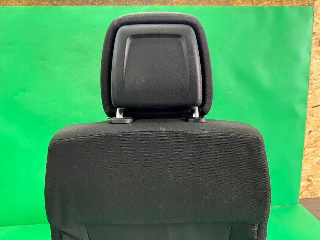 фото №12, Сиденье пассажира правый передний po czyszczeniu kia ceed i 1 06- 5 дверь europa