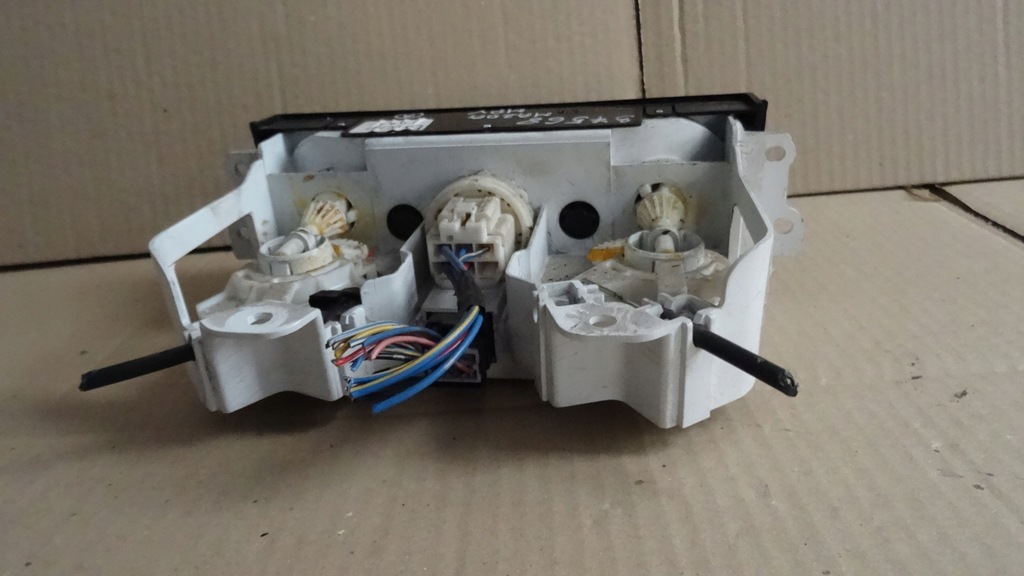 фото №6, Mazda mpv панель обдув