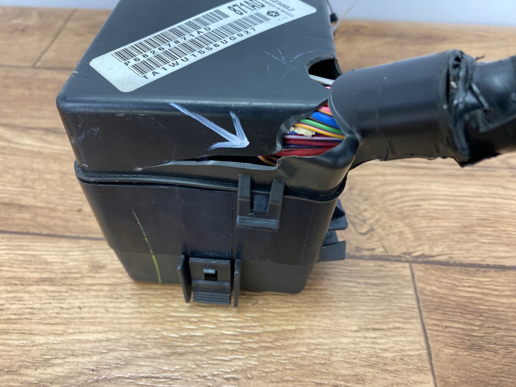 фото №12, Коробка предохранителей 3.6l dodge charger 2015+ usa