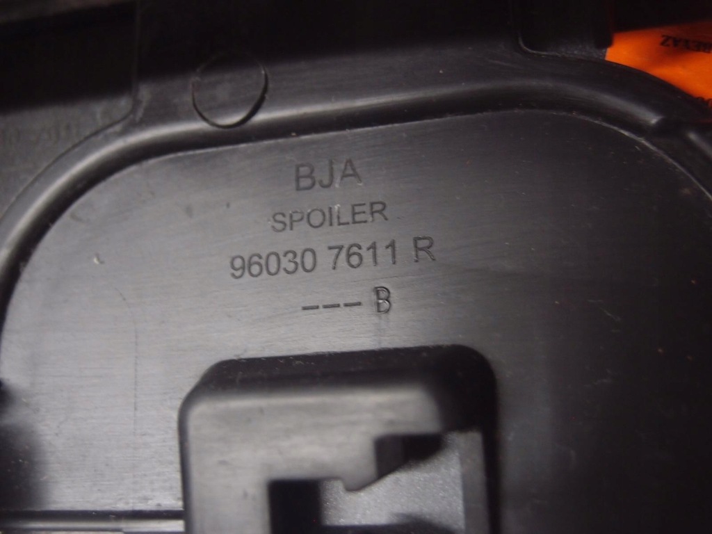 фото №11, Накладка кришки задня renault clio v 960307611r