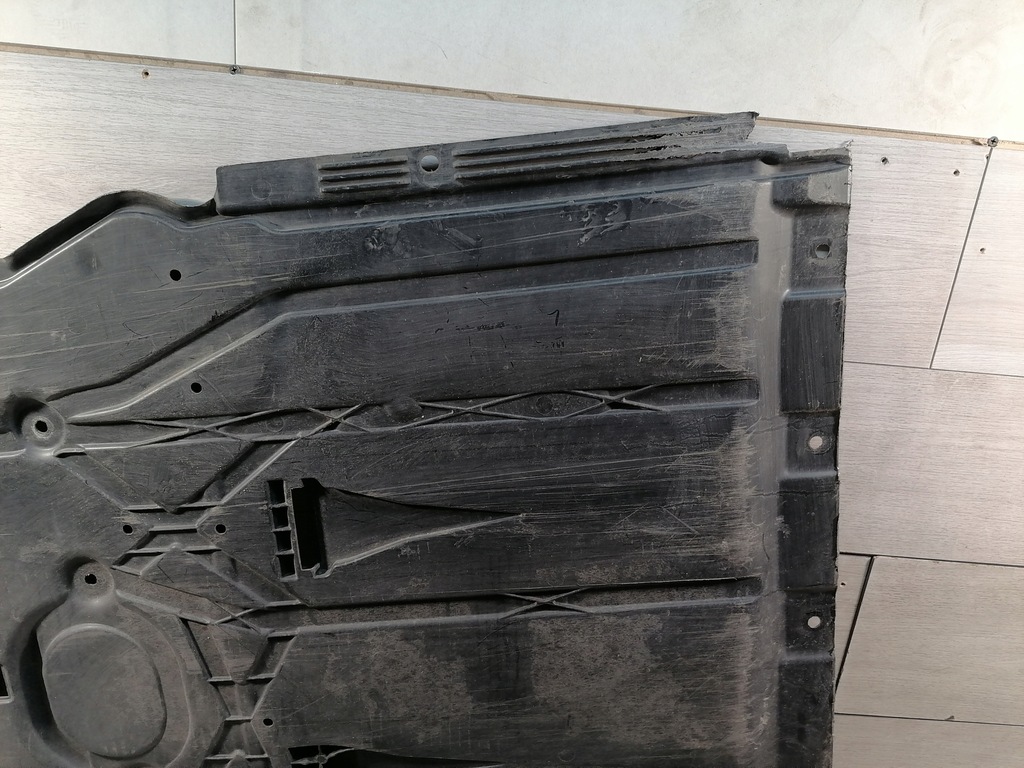 фото №9, Mercedes w247 плита захист двигун a2475201500