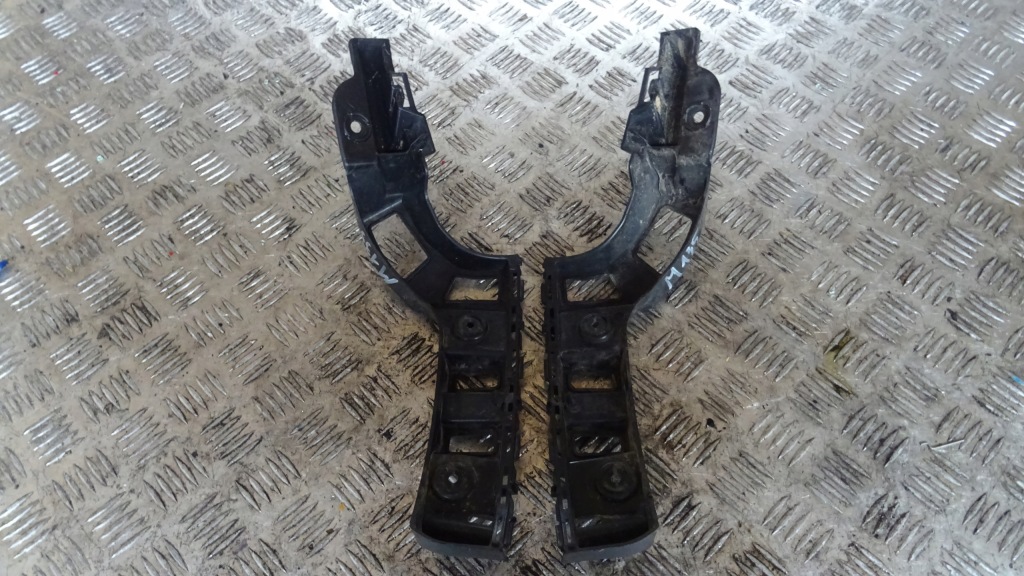 фото №2, Напрямна напрямна бампера задня skoda 1s6807393d/94d nr m135