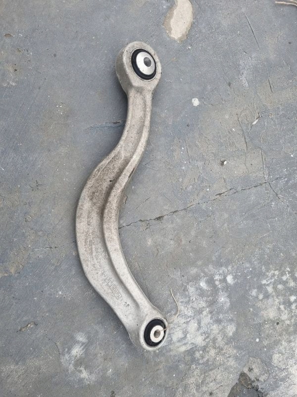 фото №1, Важіль правий задня audi q7 4m0505372