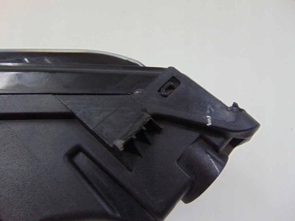 фото №10, Skoda superb iii lift 19- противотуманная фара правый 3v0941700b