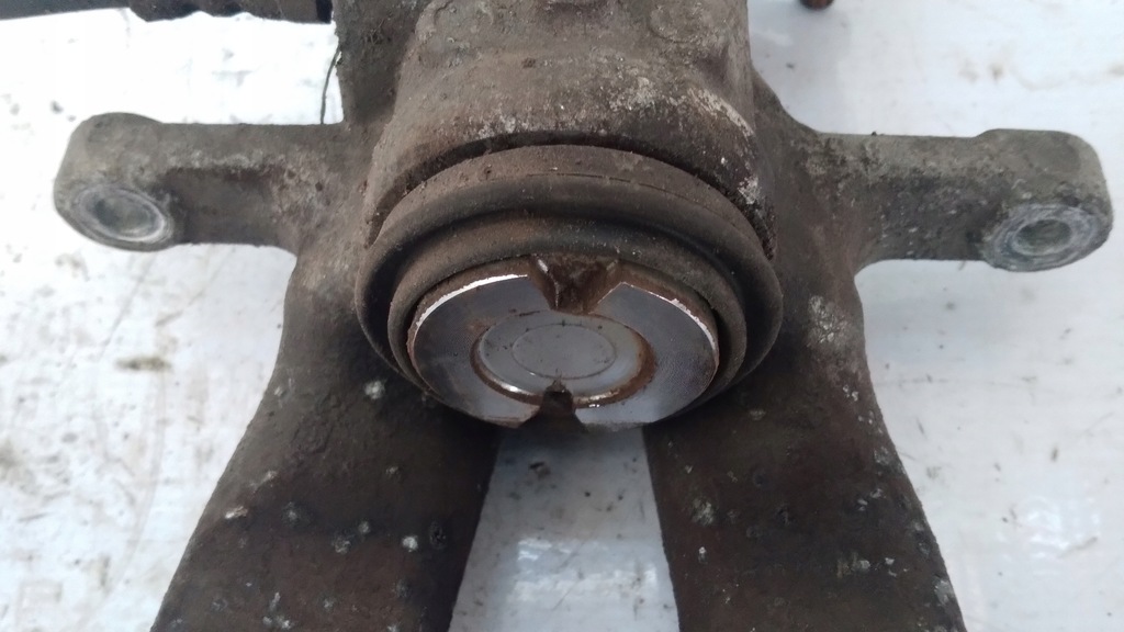 фото №3, Alfa romeo 159 3.2 v6 суппорт правый задняя