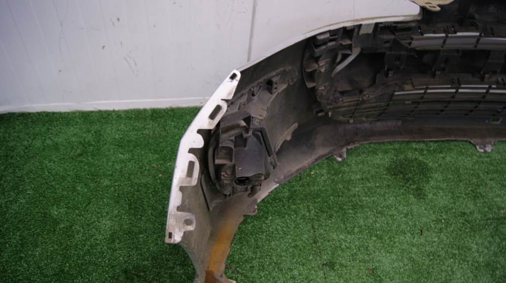 Бампер перед передній peugeot 308 ezrc 9680484677 Недорого