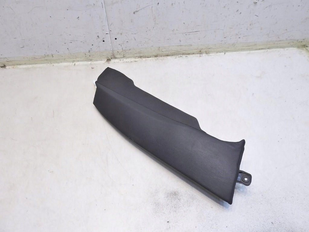 фото №6, Обшивка сиденье правый задняя audi a4 b8