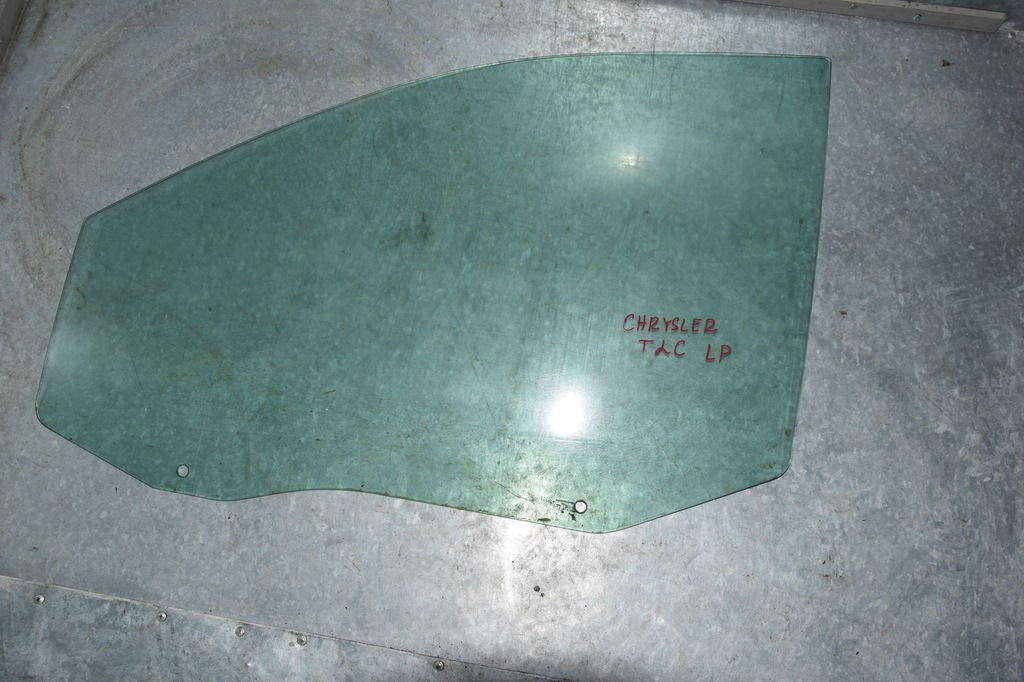 фото №1, Chrysler town & country стекло левый перед 4894611ab