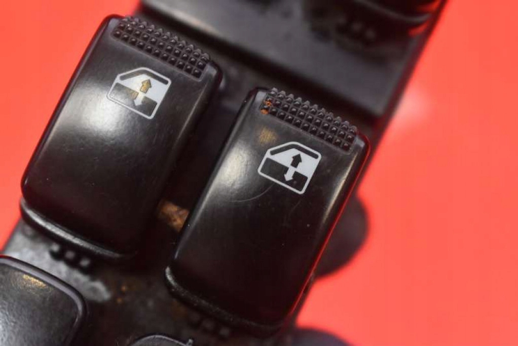 фото №12, Панель управление окон eu 621w10030 kia magentis 1 i 03-06