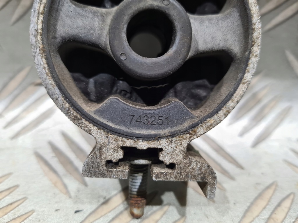 фото №5, Кронштейн кронштейн глушника opel combo e berlingo iv rifter