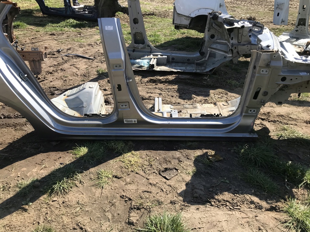 фото №1, Порог правый блок двигателя b opel corsa f 19- kca