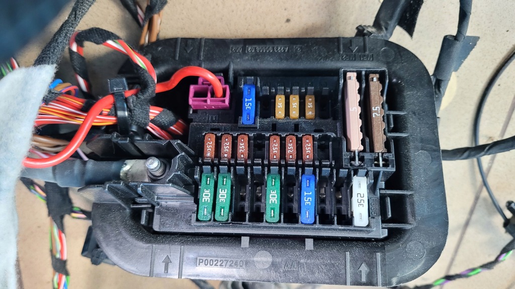 фото №12, Mercedes eqe w295 350+ 23r жгут электропроводка салона