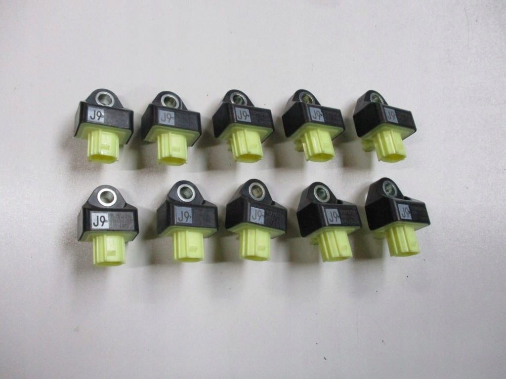 фото №1, Датчик ударный lexus rx450 89831-47050