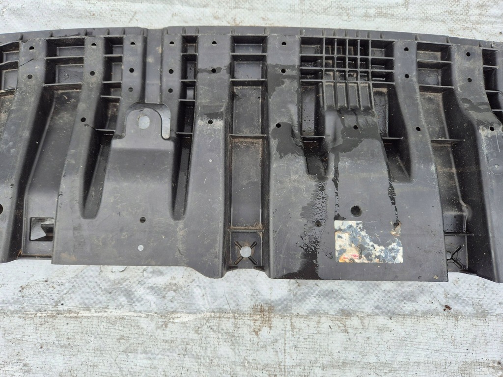 фото №11, Toyota prius xw30 09- плита захист pod бампер 5261847050