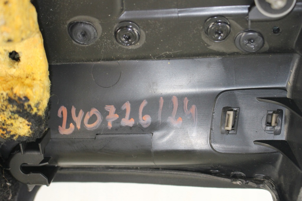 фото №7, Bmw 3 coupe e92 обивка обшивка левый задняя 6980699