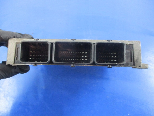 фото №5, Renault laguna ii 1.8 бортовой компьютер двигателя 8200153837