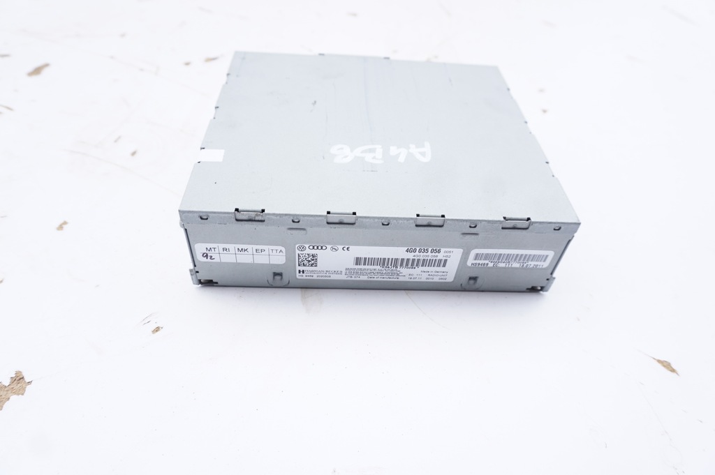 фото №1, Тюнер радио 4g0035056 audi a4 b8