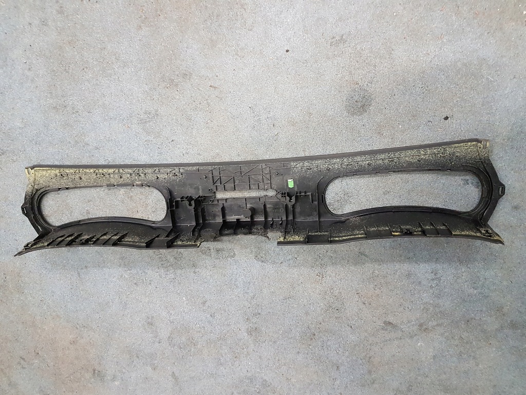 фото №4, Корпус защита подголовников mercedes slk w171 r171