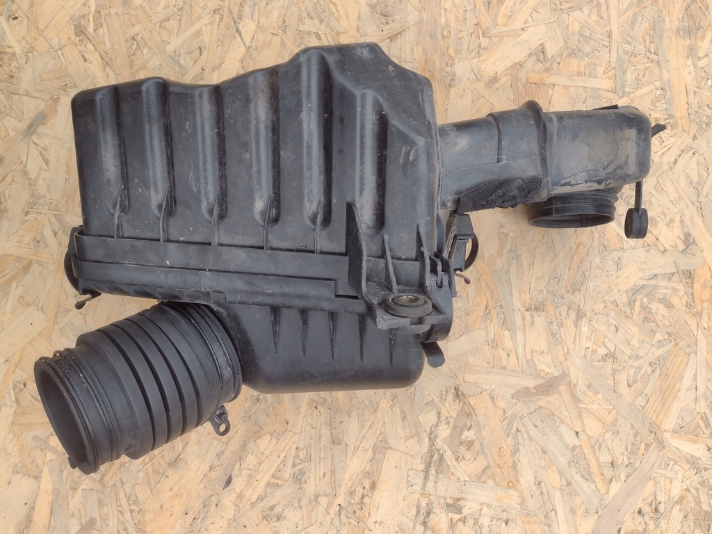 фото №4, Корпус фильтра воздуха kia sportage ii 2.0d 2006