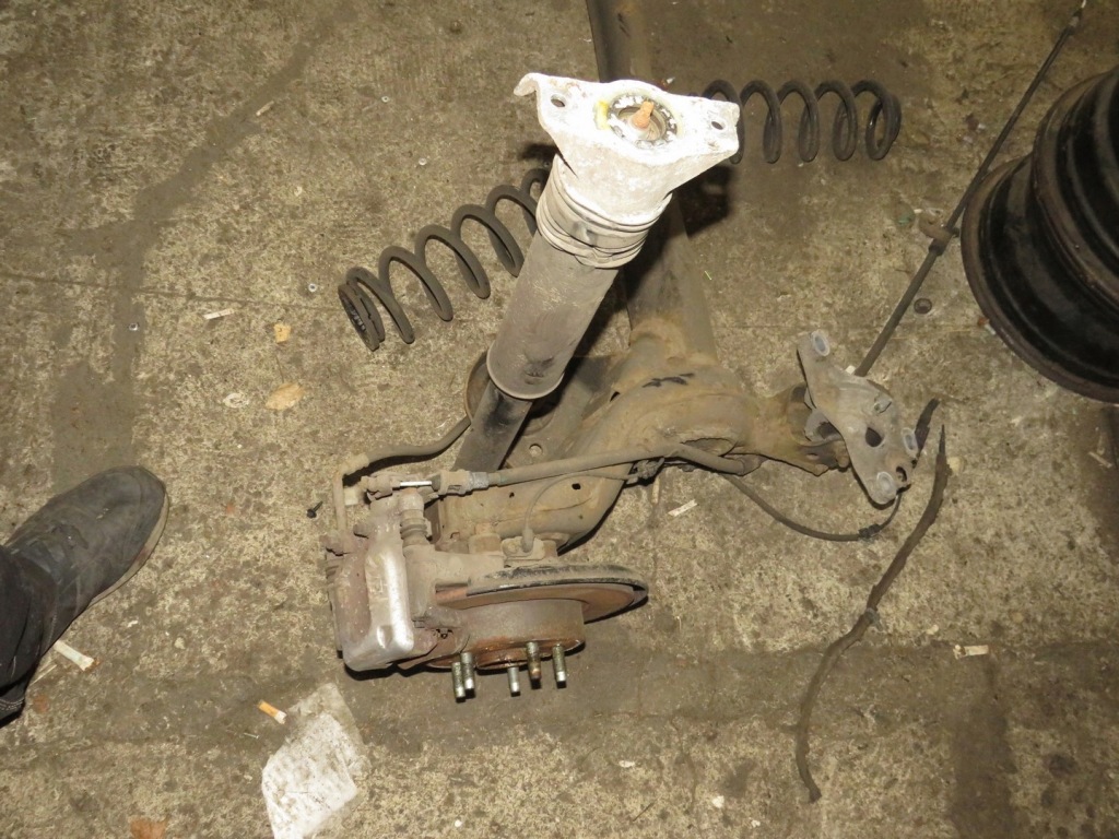 фото №3, Балка підвіска oś задня hb комплект opel astra k