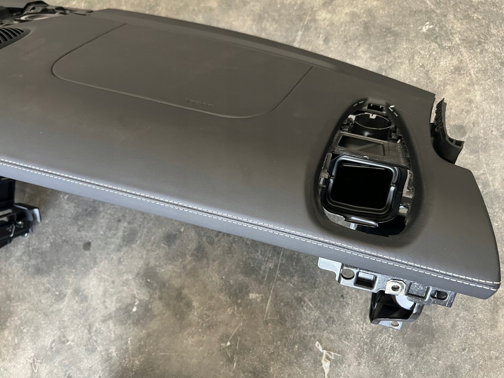 фото №4, Панель приладів консоль подушки безпеки подушки безпеки porsche 982 718