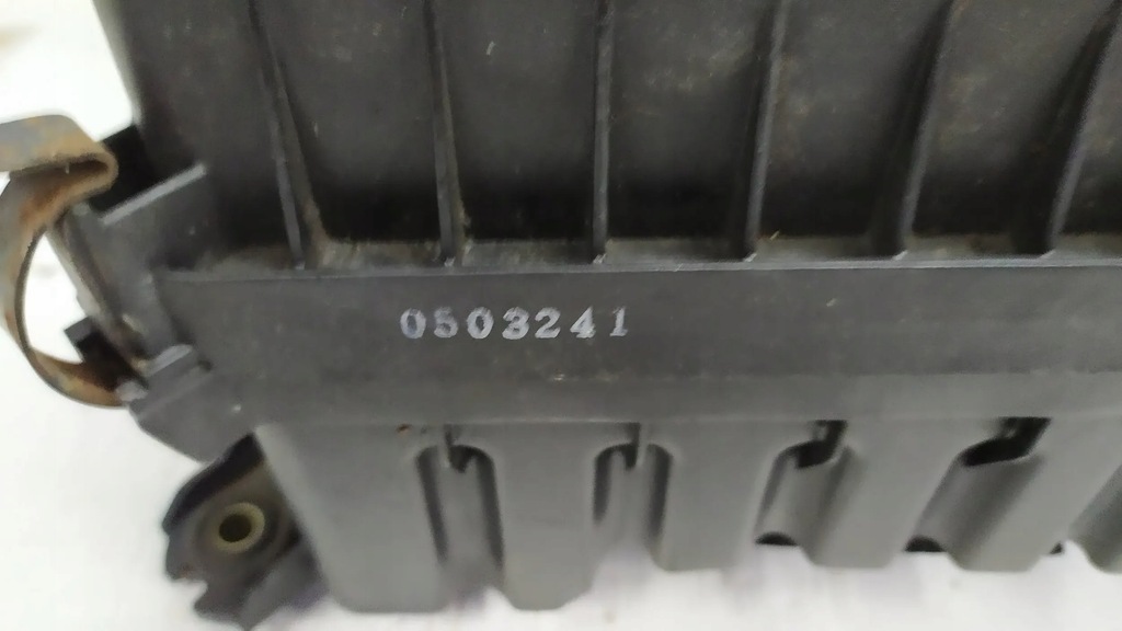 фото №12, Расходомер корпус фильтра воздуха hyundai tucson i 2.0crdi