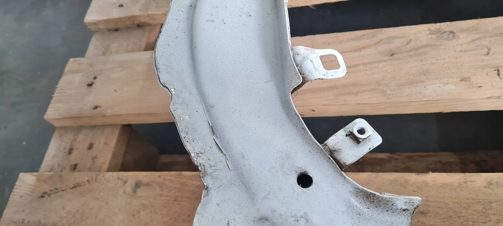 фото №10, A4 b9 8w s4 носик лонжерон крыла левая левый ls9r a5 8w s5