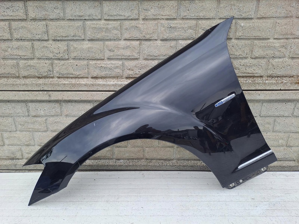 фото №1, Mercedes s klasa w221 w221 крыло левый перед оригинал