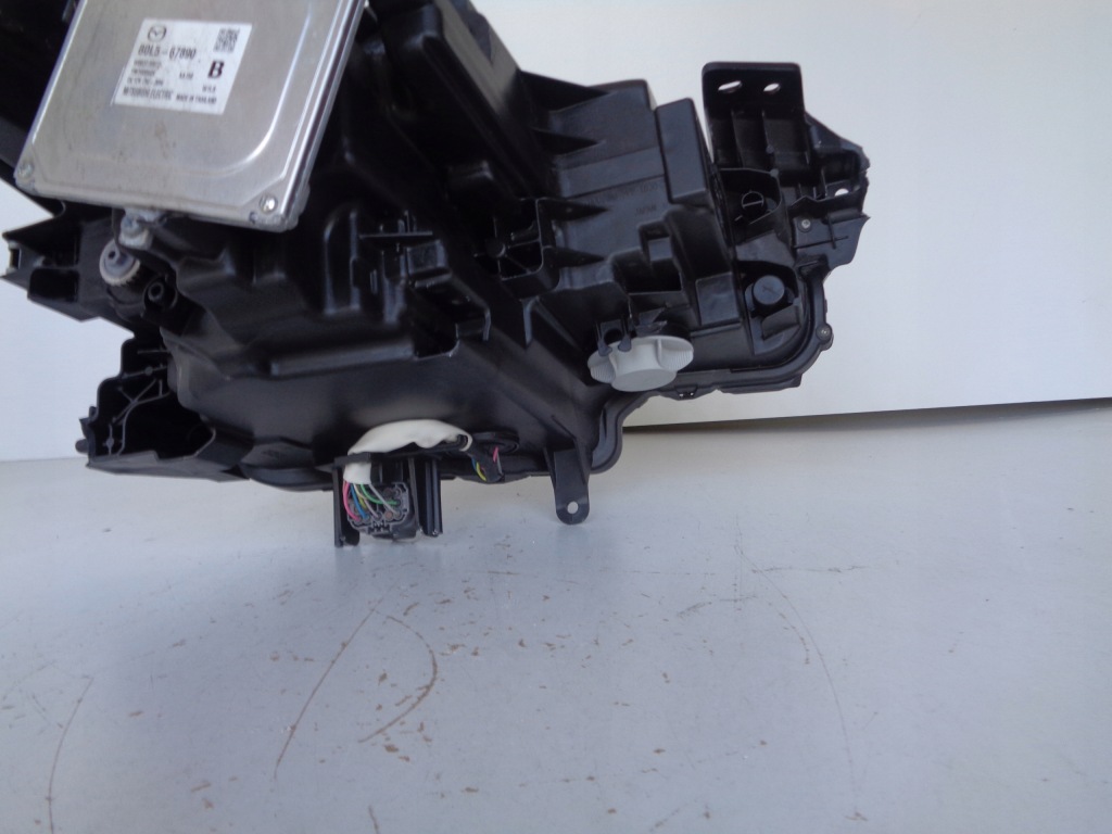 Фара левая фара mazda 3 19- full led Недорого